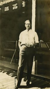 Concessionaire Ed Reicher, 1932