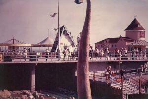 The Bright Spot (on the right) located at the lower end, 1961
