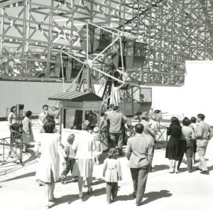 Kiddie Ferris Wheel, 1946