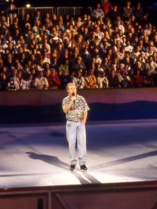 Olympic skater Scott Hamilton emceed the event, 1995