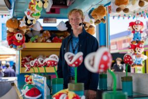 Boardwalk midway game operator